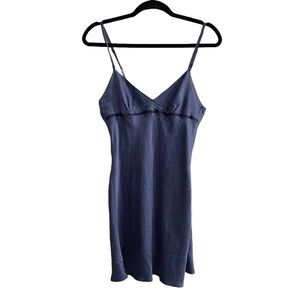 Silk Sleeveless Blouse Tank Top Camisole 
Navy Blue S